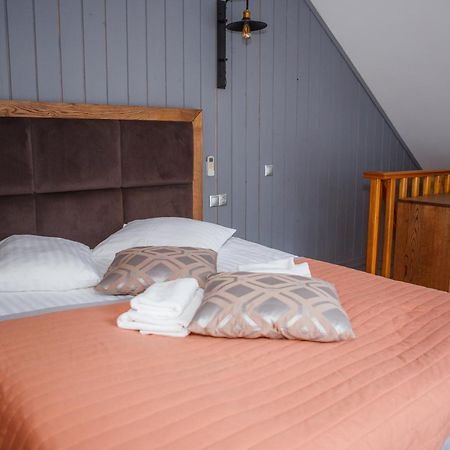 Hotel Monysto Boekovel Buitenkant foto